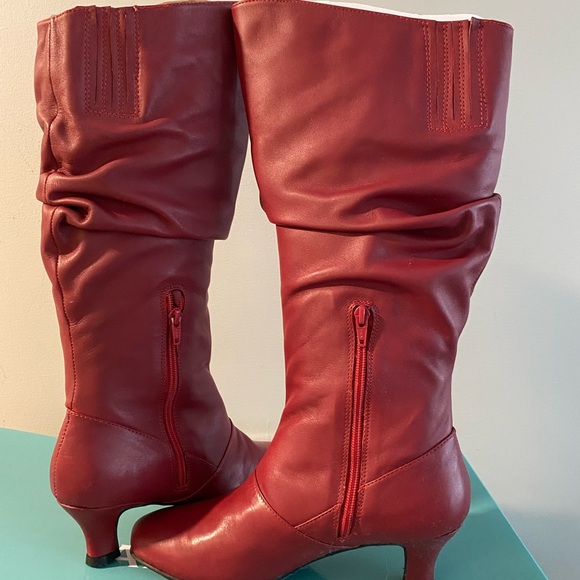 Array Burgundy  Leather Boots - Picture 4 of 13